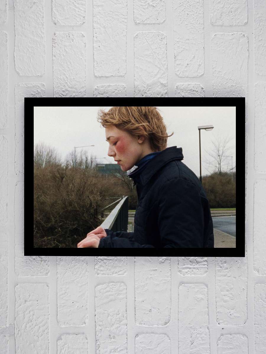 Daima Lilya - Lilja 4-Ever Film Tablo Siyah Çerçeveli Film Poster Afiş Tablo