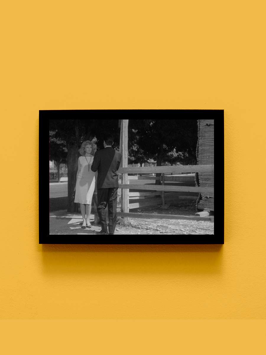 Batan Güneş - L'eclisse Film Tablo Siyah Çerçeveli Film Poster Afiş Tablo - En İyi Fiyatlarla