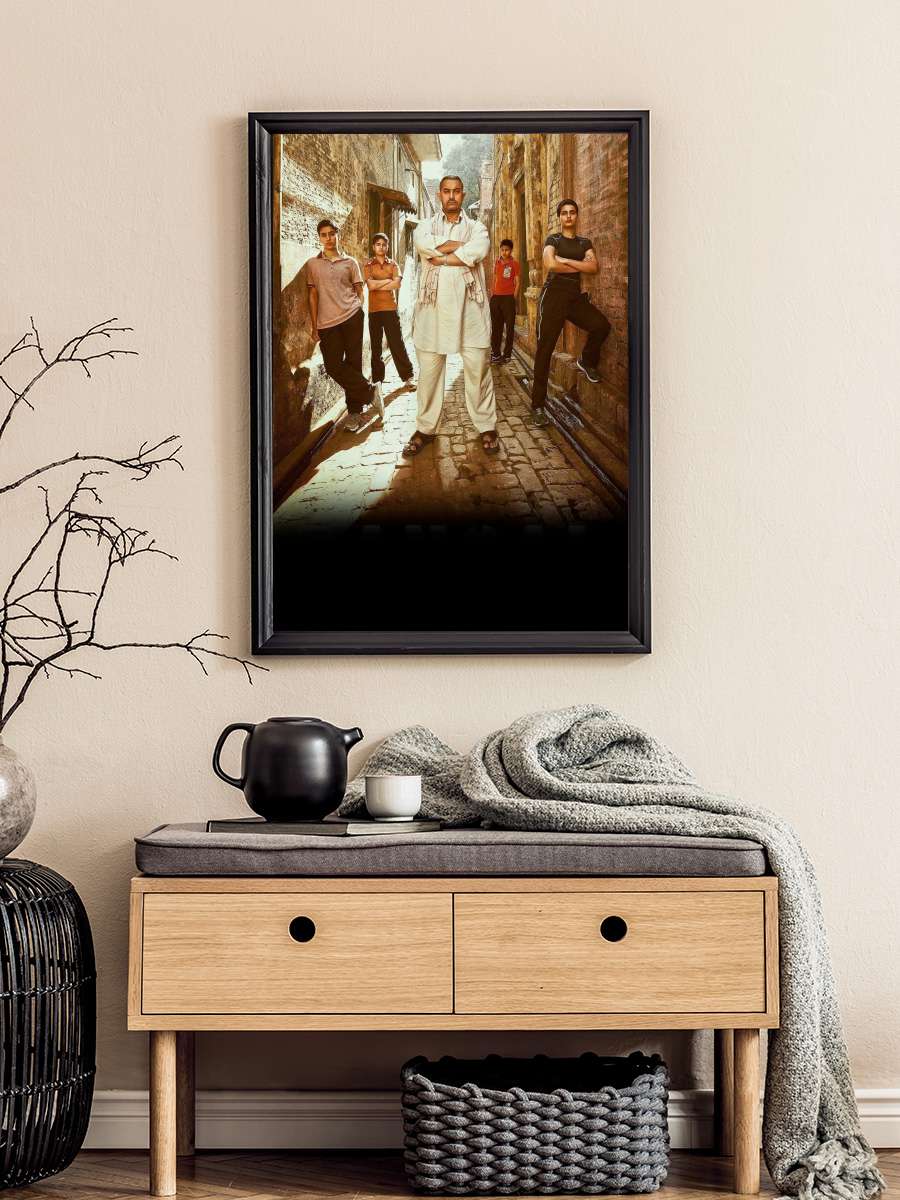 Dangal - दंगल Film Tablo Siyah Çerçeveli Film Poster Afiş Tablo