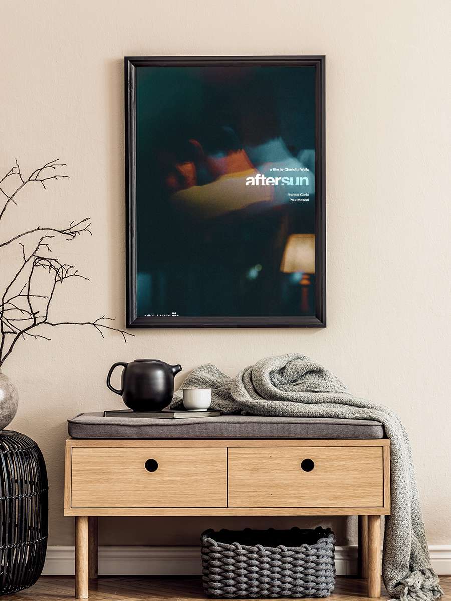 Güneş Sonrası - Aftersun Film Tablo Siyah Çerçeveli Film Poster Afiş Tablo