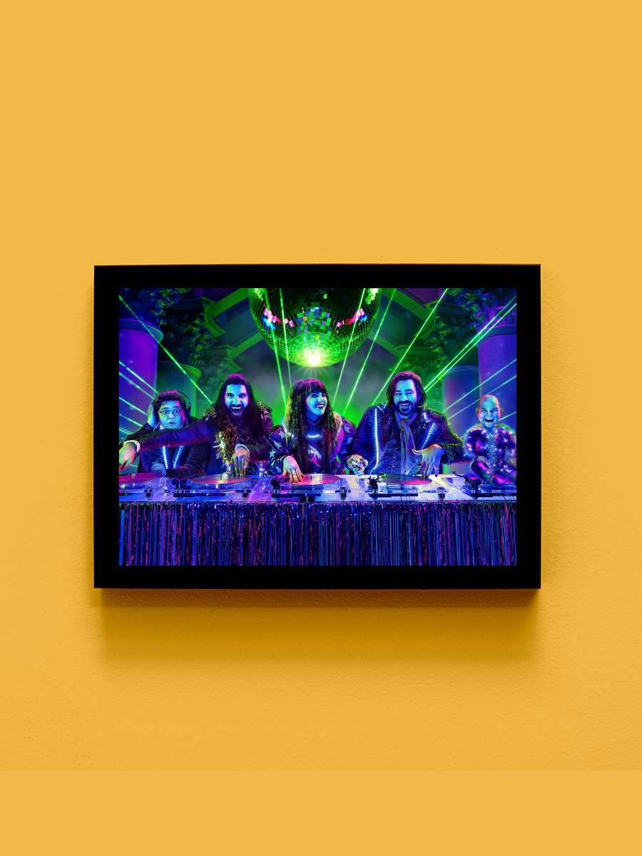 What We Do in the Shadows Dizi Tablo Siyah Çerçeveli Dizi Poster Duvar Tablo