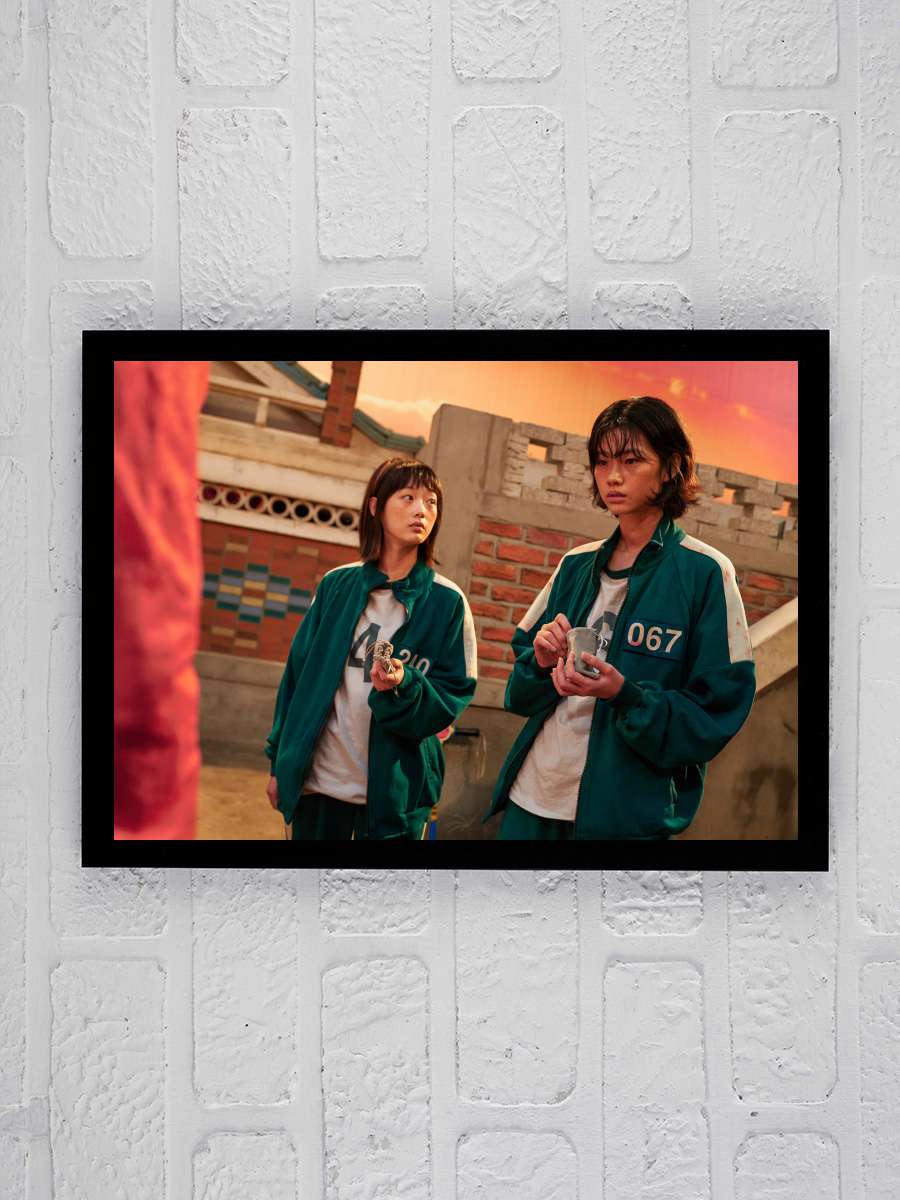 Squid Game - 오징어 게임 Dizi Tablo Siyah Çerçeveli Dizi Poster Duvar Tablo