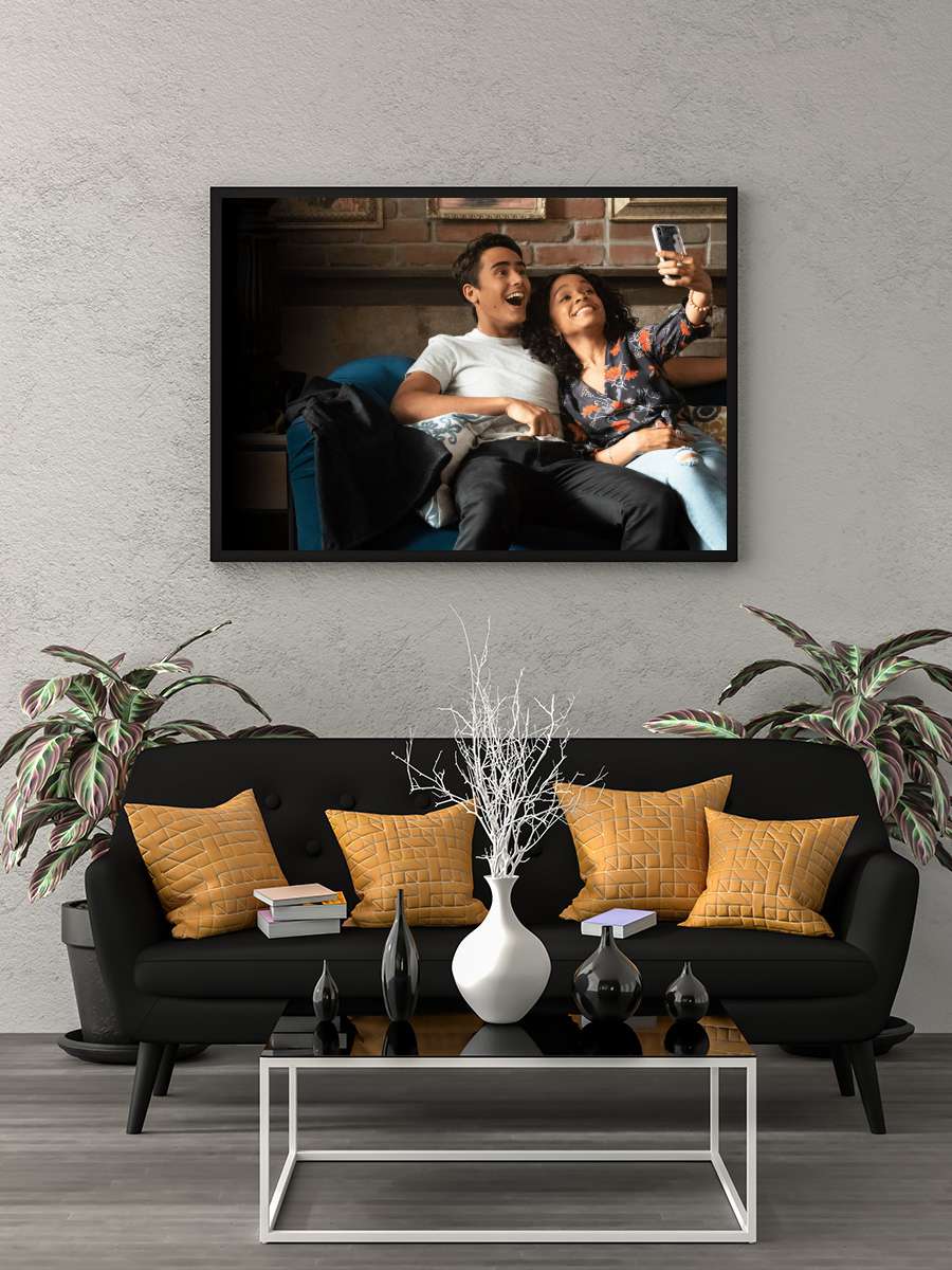 Love, Victor Dizi Tablo Siyah Çerçeveli Dizi Poster Duvar Tablo