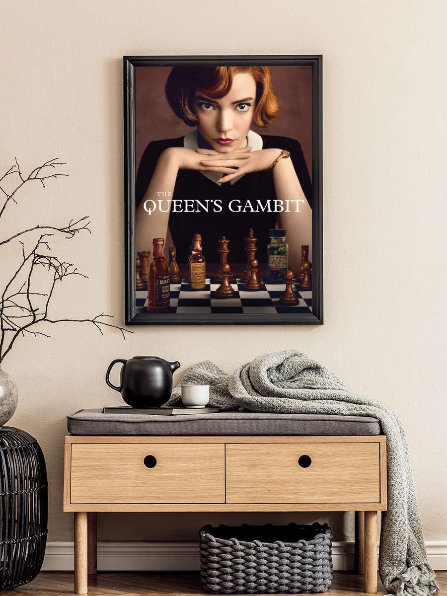 Queens Gambit - Key Art Film Poster Tablo Siyah Çerçeveli Yüksek Kalite Film Duvar Tablo